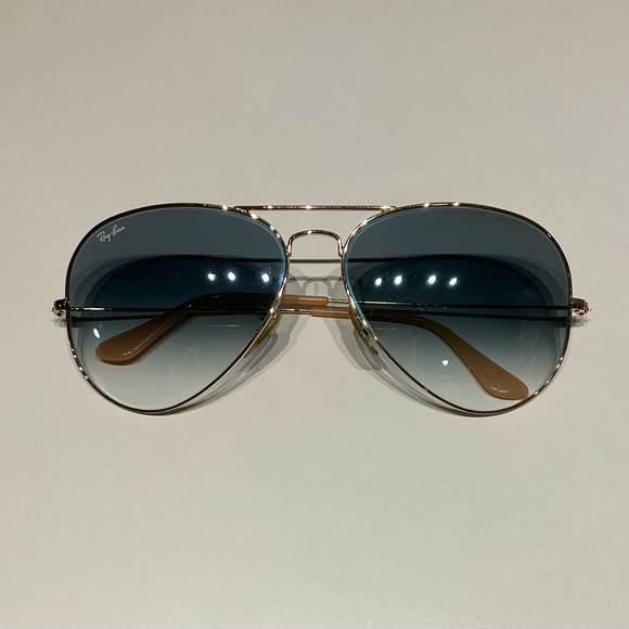 Oversized Ray Ban Aviators - Picture 1 of 3
